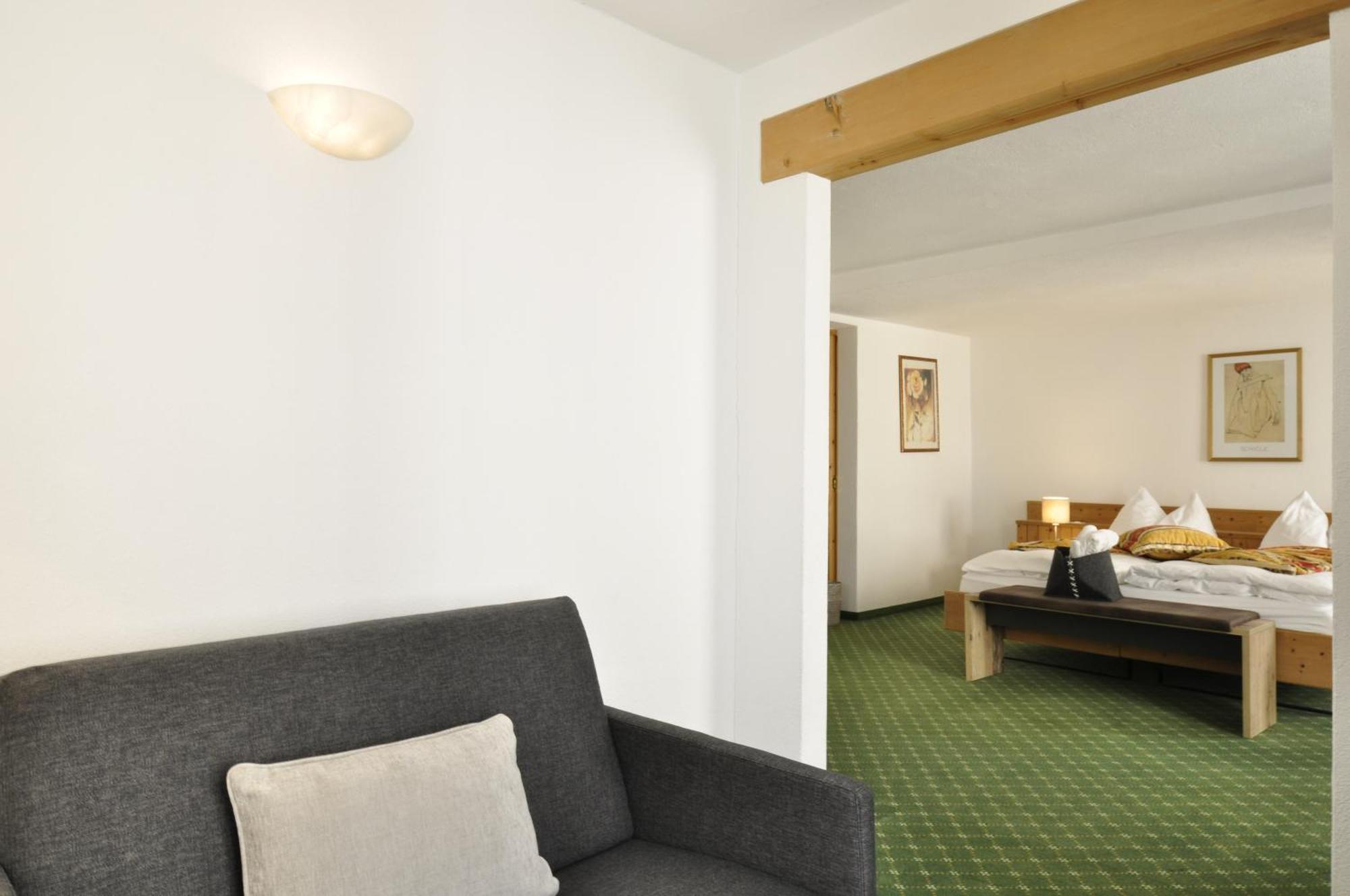 Hotel Bernina Pontresina Luaran gambar
