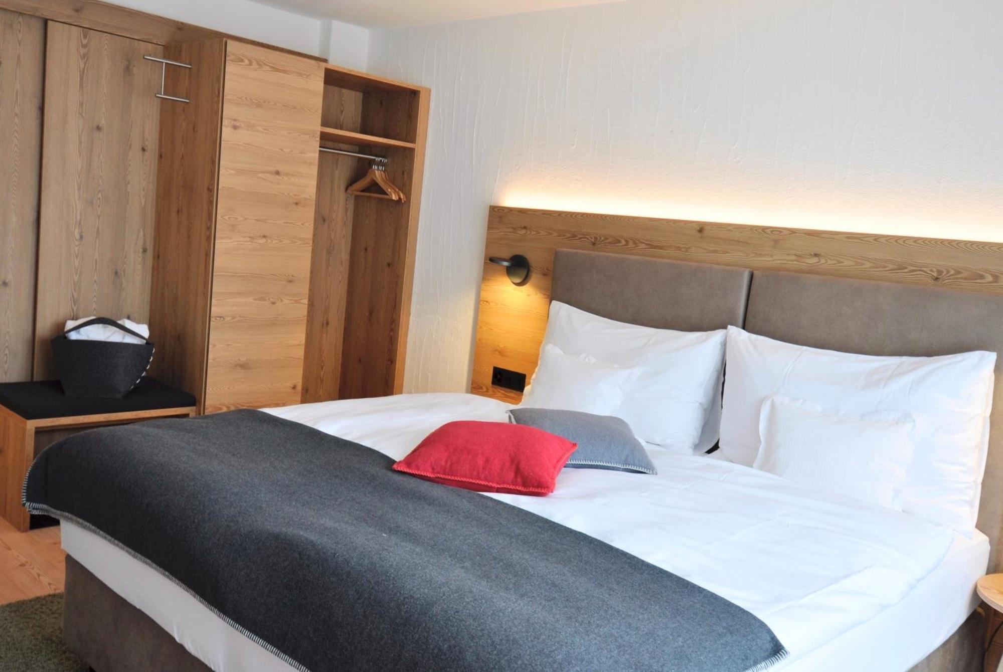 Hotel Bernina Pontresina Luaran gambar