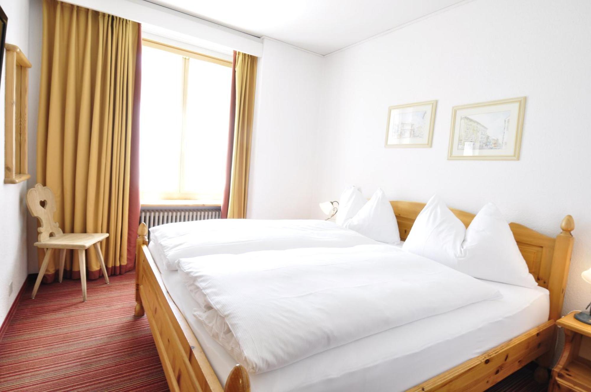 Hotel Bernina Pontresina Luaran gambar